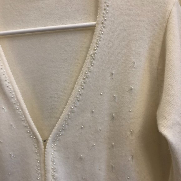 Quo Vadis Vintage Beige Cardigan with beads - Picture 2 of 4